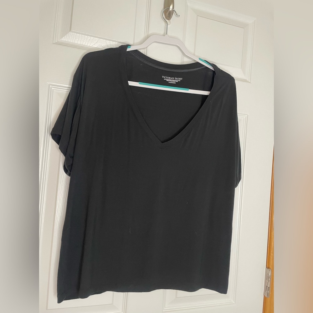 Victoria Secret tshirt